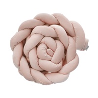 Fonott rácsvédő kiságyba Belisima aksamit régi rózsaszín