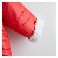 Téli kezeslábas kapucnival és fülekkel New Baby Pumi red raspberry