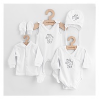 5-részes baba együttes újszülötteknek New Baby Classic fehér